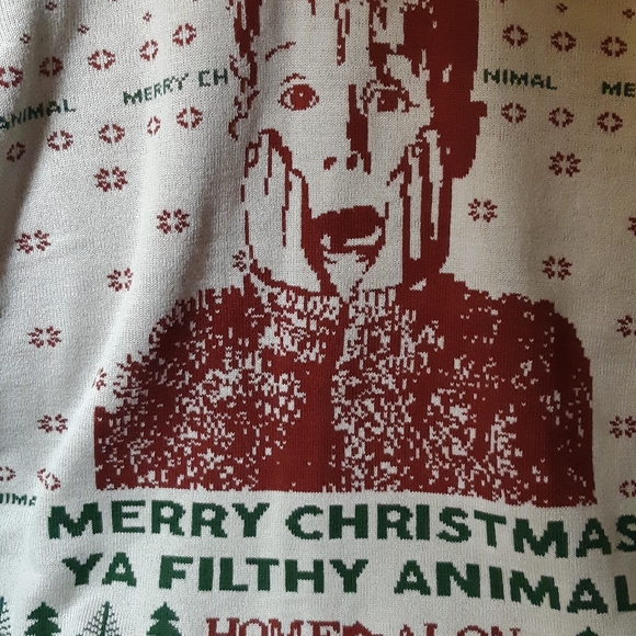 VINTAGE HOME ALONE XMAS SWEATER - Picture 1 of 4